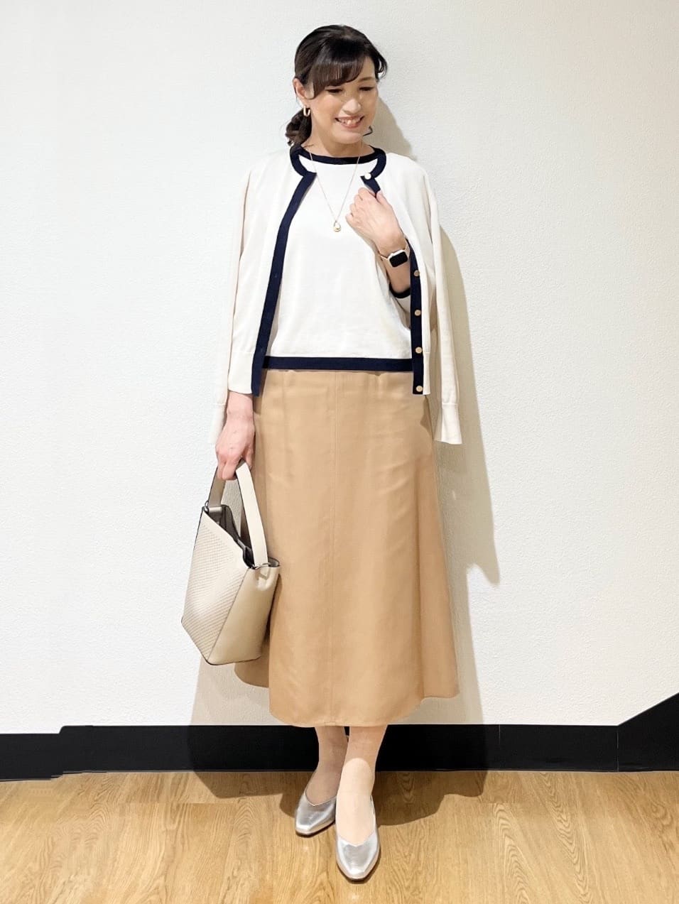 ayaさんの「Reflect｜【アンサンブル可】バイカラーカーディガン」を使ったコーディネート