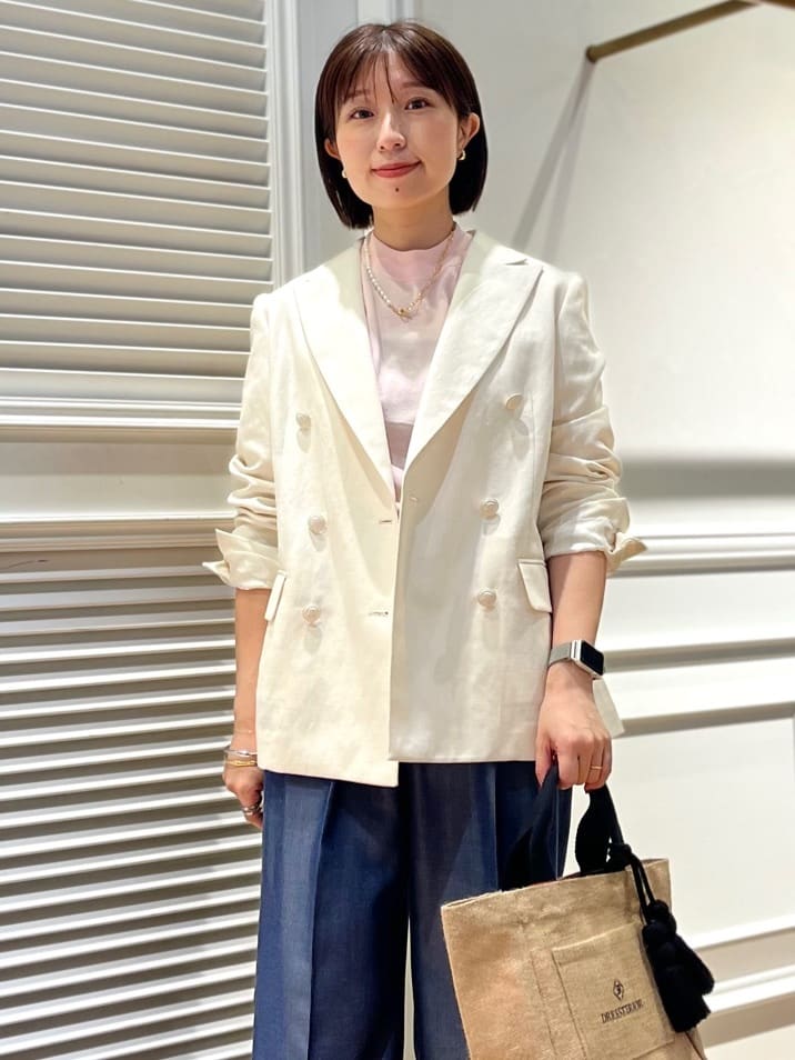 つじ まこさんの「DRESSTERIOR｜【セットアップ可】リネンブレンドダブルブレストジャケット」を使ったコーディネート