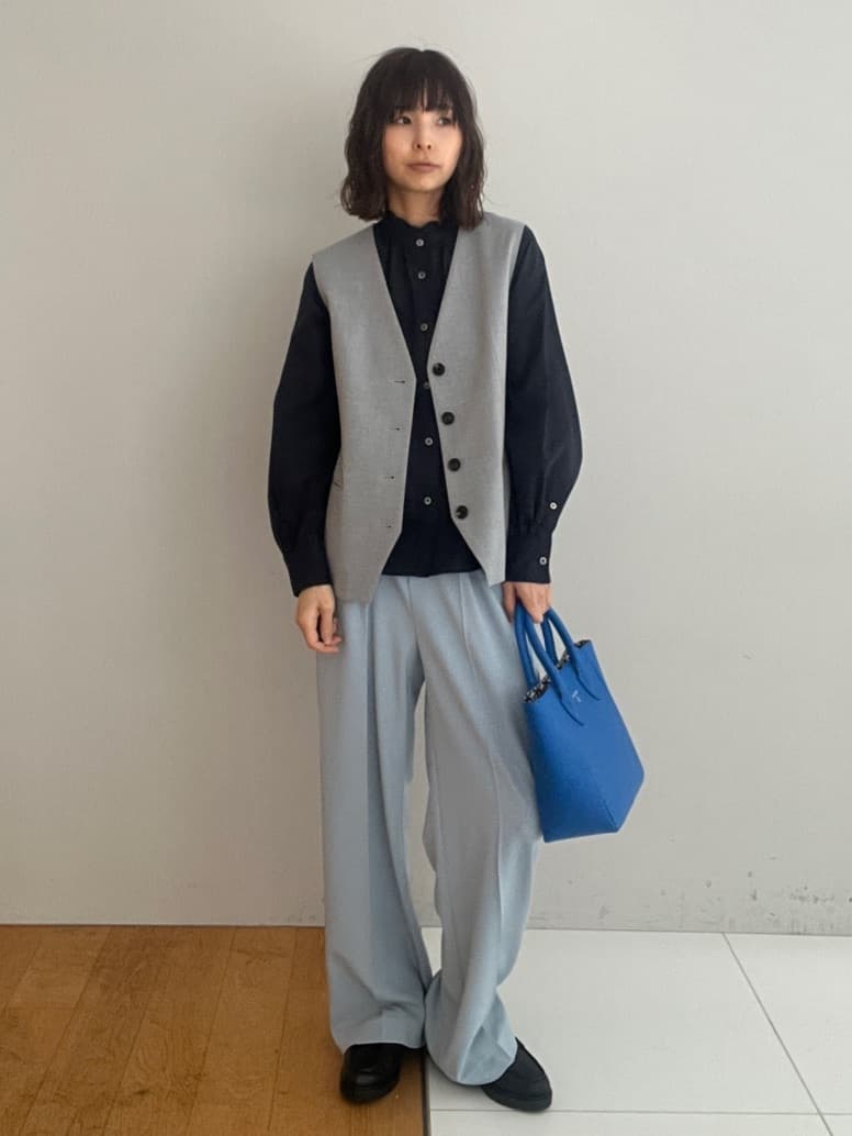 misaさんの「DRESSTERIOR｜【ウォッシャブル/通勤】スタンドフリル ブラウス」を使ったコーディネート