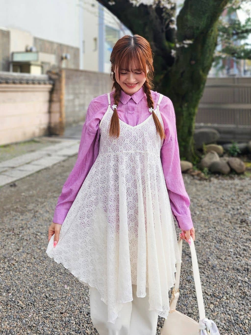 ゆゆさんの「SHOO･LA･RUE｜【前後2WAYネック】レイヤードスタイルにおすすめ レースキャミチュニック」を使ったコーディネート