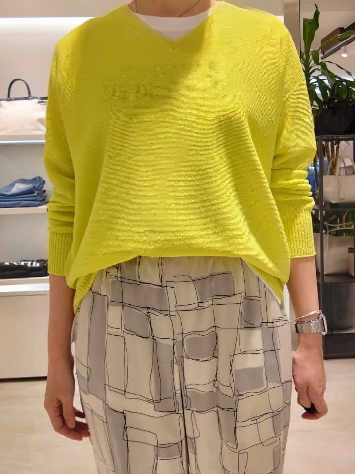 まちこさんの「UNTITLED｜ブロッキングプリントパンツ」を使ったコーディネート