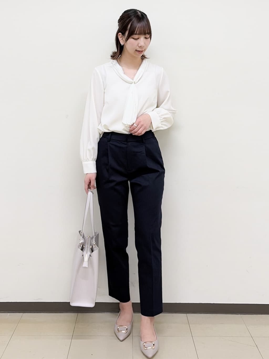 yurinaさんの「index｜【着丈選べる】Everyday！ひんやりテーパードパンツ《吸水速乾／透け防止／洗濯機OK／XS～LL」を使ったコーディネート