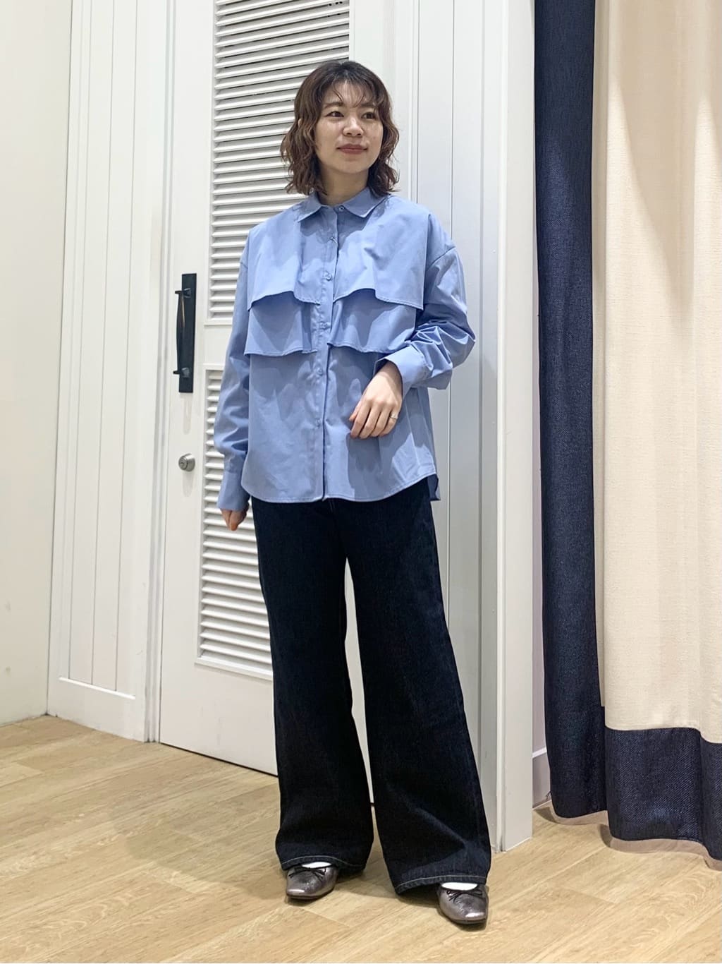 IMARIさんの「Dessin｜【洗える】フリルシャツブラウス」を使ったコーディネート