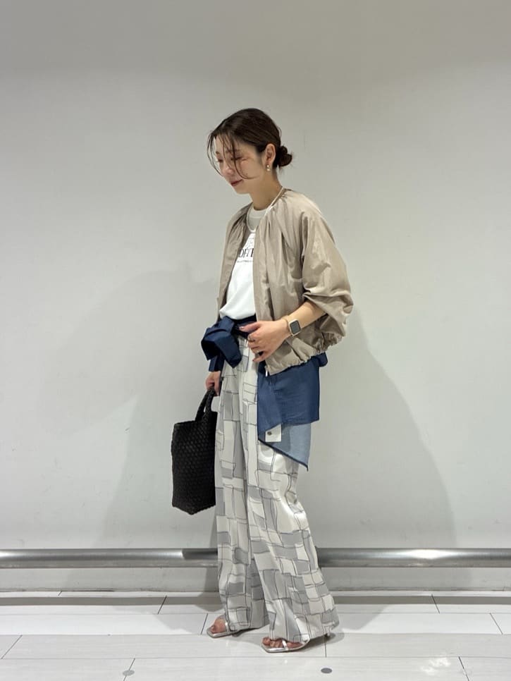 Rinさんの「UNTITLED｜◆【セットアップ可/はっ水】シャイニータイプライターブルゾン」を使ったコーディネート