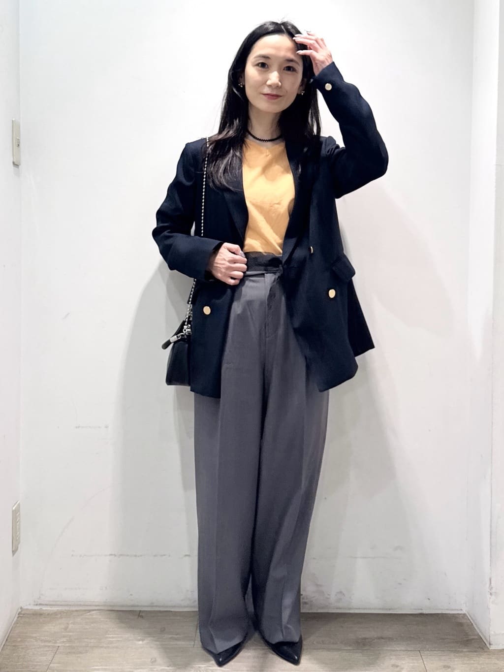 yuicciさんの「OPAQUE.CLIP｜金ボタンダブルブレストテーラードジャケット／セットアップ対応【洗える】」を使ったコーディネート