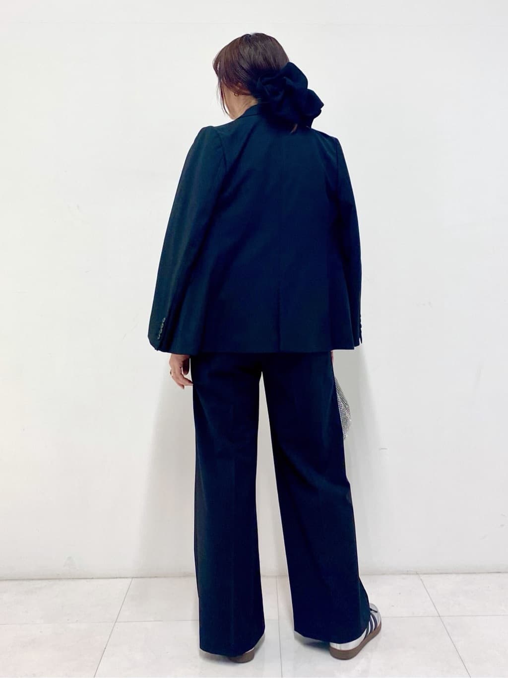 Sawaguchiさんの「DRESSTERIOR｜【otonaMUSE5月号掲載/セットアップ可/撥水】ブラックワイドパンツ」を使ったコーディネート