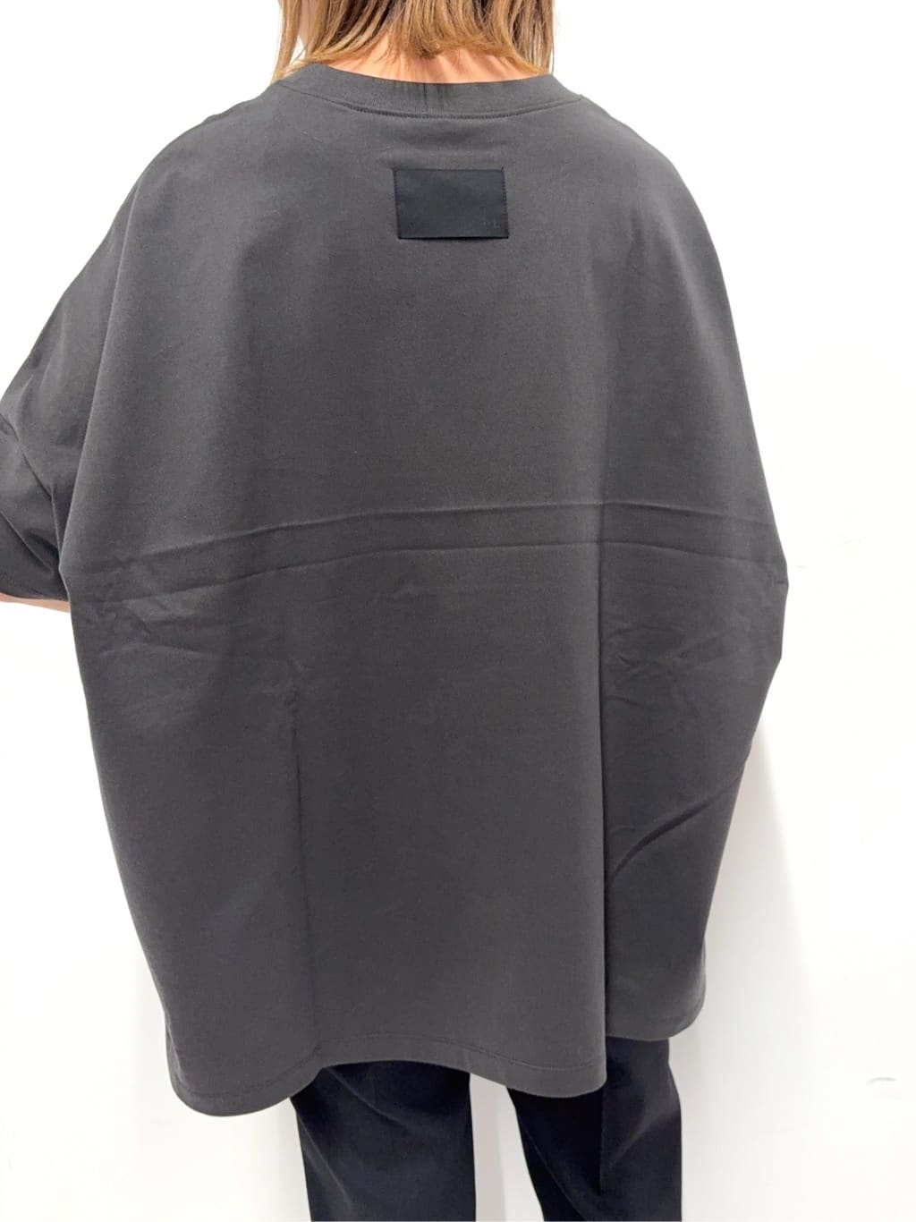 Nishijimaさんの「DRESSTERIOR｜【ウォッシャブル】コットンリネン テーパードパンツ」を使ったコーディネート