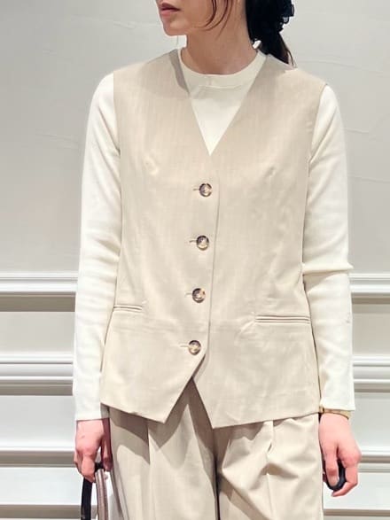 TSUKUIさんの「DRESSTERIOR｜【セットアップ可/ウォッシャブル】セットアップストライプジレ」を使ったコーディネート
