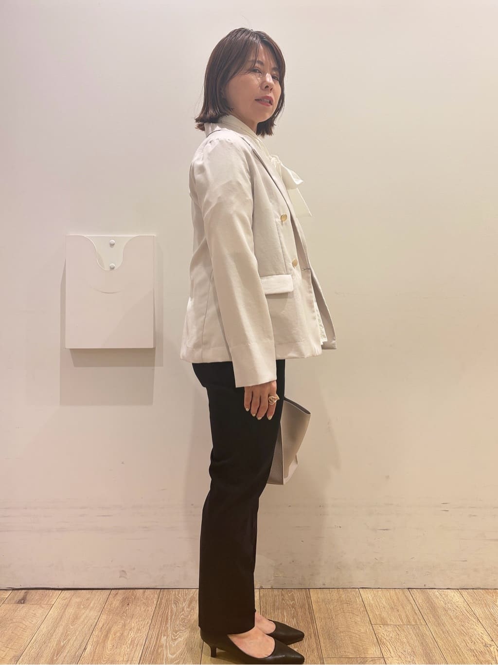 YUKOさんの「index｜《再入荷》ダブルブレストテーラードジャケット【接触冷感／吸水速乾／イージーアイロン／防シワ／洗濯機O」を使ったコーディネート