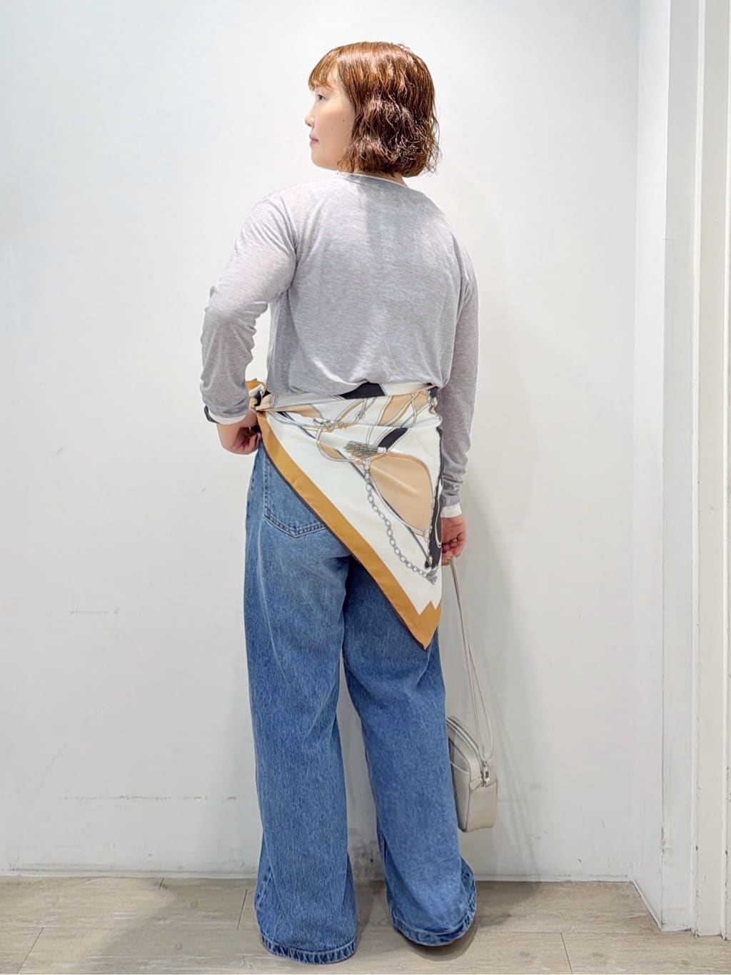 sumicaさんの「OPAQUE.CLIP｜配色レイヤードロングスリーブTシャツ【洗える】」を使ったコーディネート