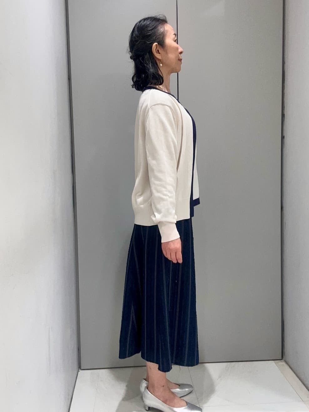 Kouさんの「Reflect｜【アンサンブル可】バイカラーカーディガン」を使ったコーディネート