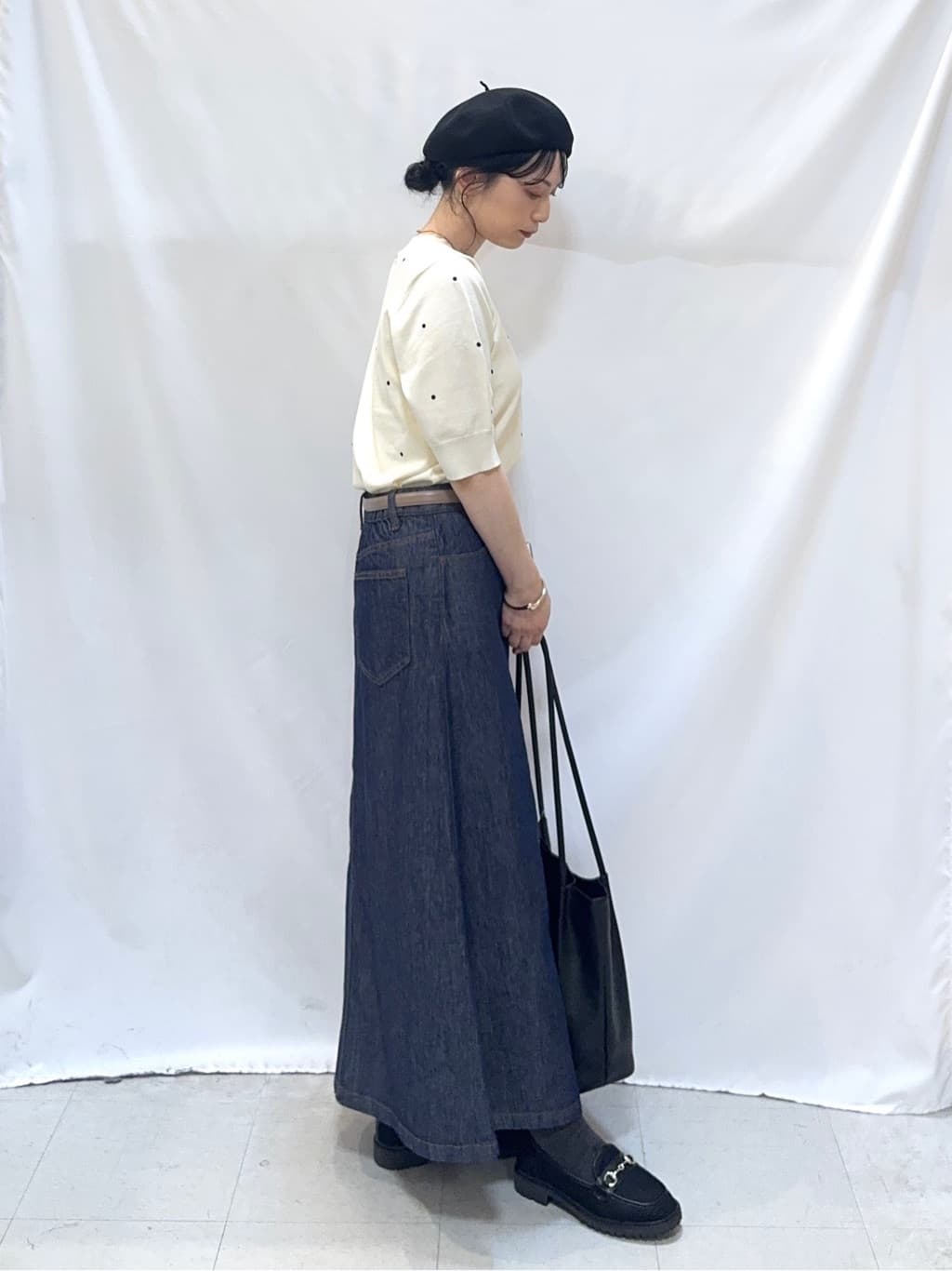 𝐇𝐢𝐫𝐨𝐦𝐢さんの「SHOO･LA･RUE｜【洗濯機可/S-LL】さらっと快適　麻調ゆるリブブルゾン」を使ったコーディネート