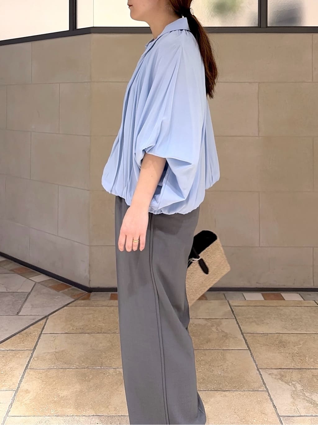 よねさんの「INDIVI｜バルーンシアーブラウス【接触冷感】」を使ったコーディネート