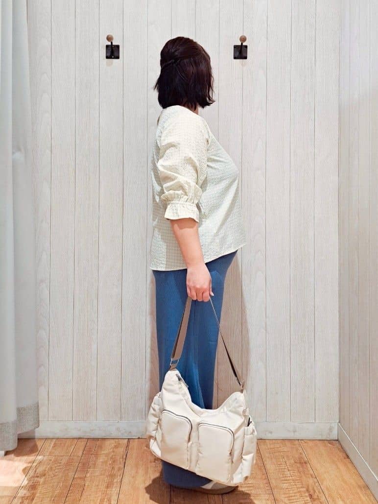 kotomiさんの「SHOO･LA･RUE｜【セットアップ可/洗濯機可】上品チェックが好印象 ゆるさら6分袖ブラウス」を使ったコーディネート