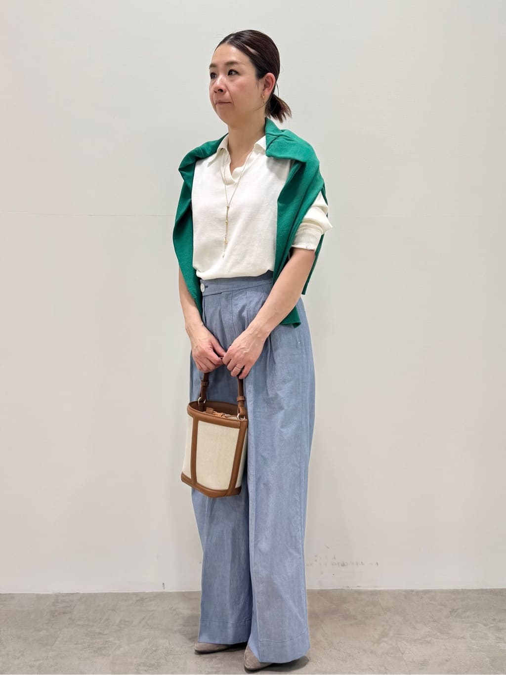 koyaさんの「Reflect｜スキッパーネックニットプルオーバー」を使ったコーディネート