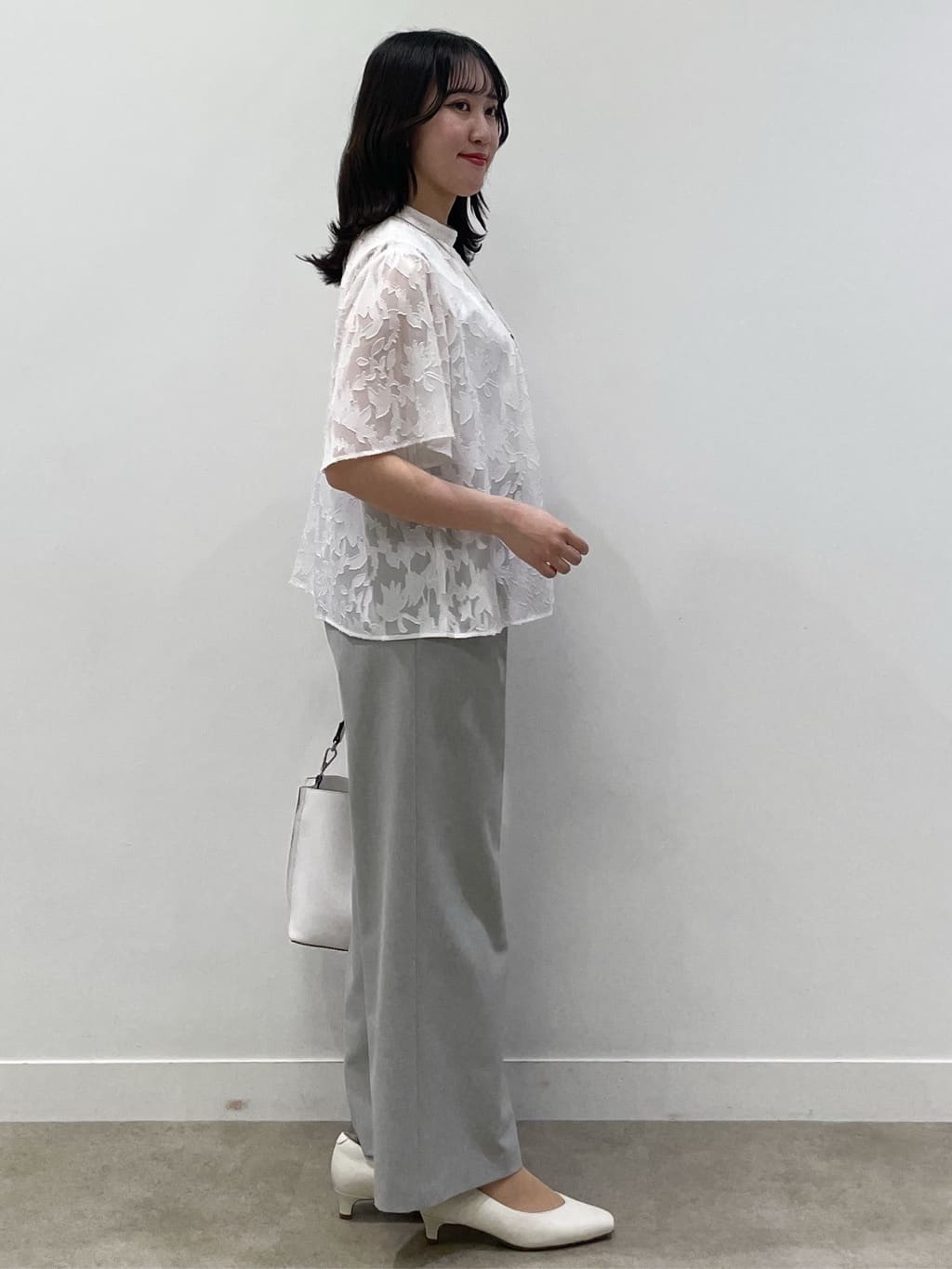 yukariさんの「Reflect｜【選べる2柄／セットアップ可】プチスタンドカラーブラウス」を使ったコーディネート