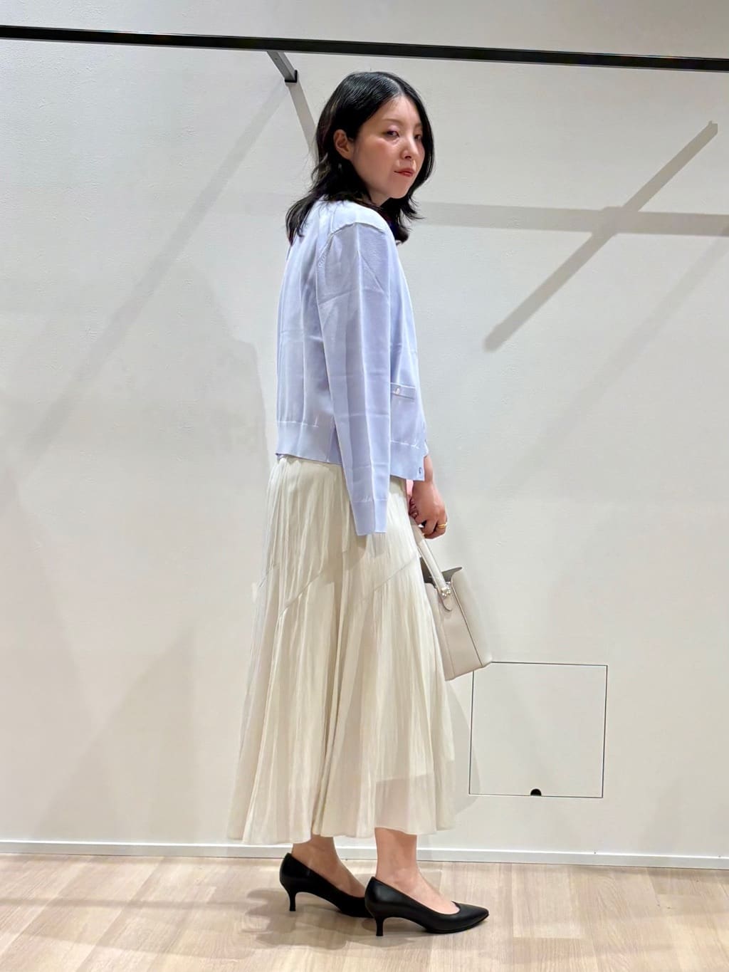 yさんの「UNTITLED｜【追加/新色】エアリーワンハンドルバッグ」を使ったコーディネート