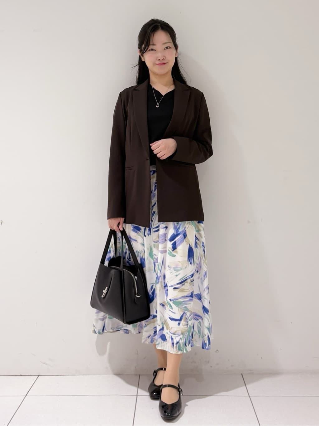momokoさんの「INDIVI｜【洗える／UVケア／麻調】シングルジャケット」を使ったコーディネート