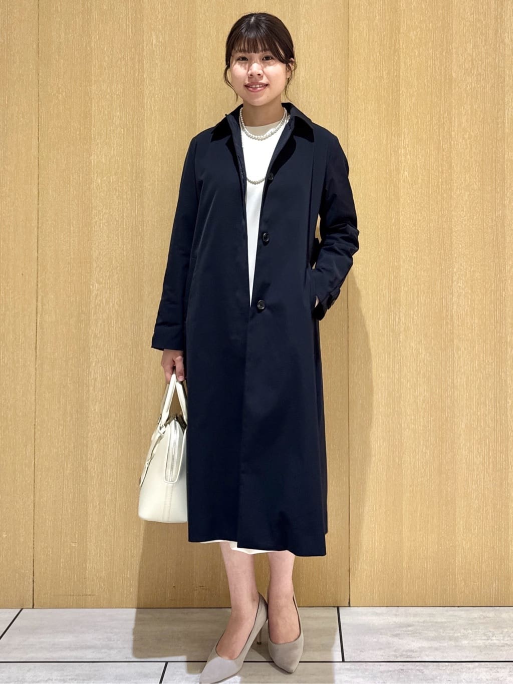nanaさんの「UNTITLED｜◆【お呼ばれドレス/洗える】カットジャカードスリーブ ワンピース」を使ったコーディネート