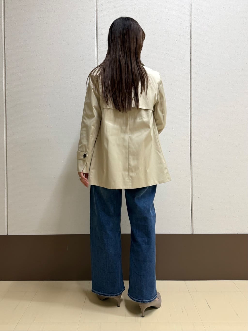 mamiさんの「INDIVI｜【洗える／アンサンブル可能】シンプルデザインニット」を使ったコーディネート