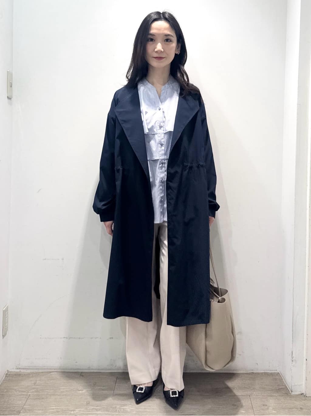 yuicciさんの「OPAQUE.CLIP｜ヴィンテージクロスノーカラーロングコート【洗濯機OK／ストレッチ／イージーアイロン】」を使ったコーディネート