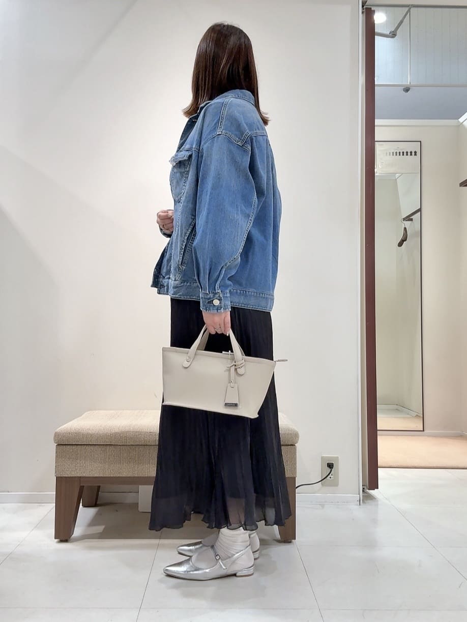 YUIさんの「UNTITLED｜◆【アンサンブル可/洗える】クルーネックニットカーディガン」を使ったコーディネート