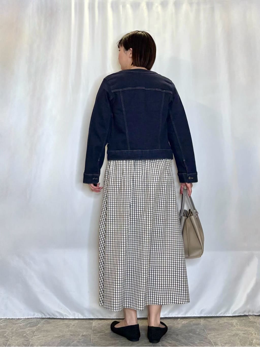ネリさんの「SHOO･LA･RUE｜【SHOO・LA・RUE DENIM/S-LL/高レビュー】大人のための ノーカラーデニムジャケット」を使ったコーディネート