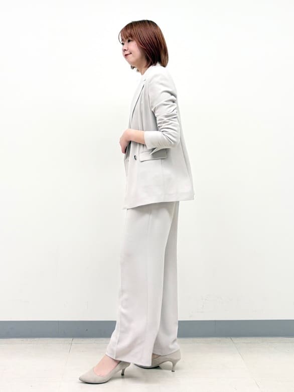 まいこさんの「INDIVI｜【洗える／多機能／SETUP可】着る日傘ダブルジャケット」を使ったコーディネート