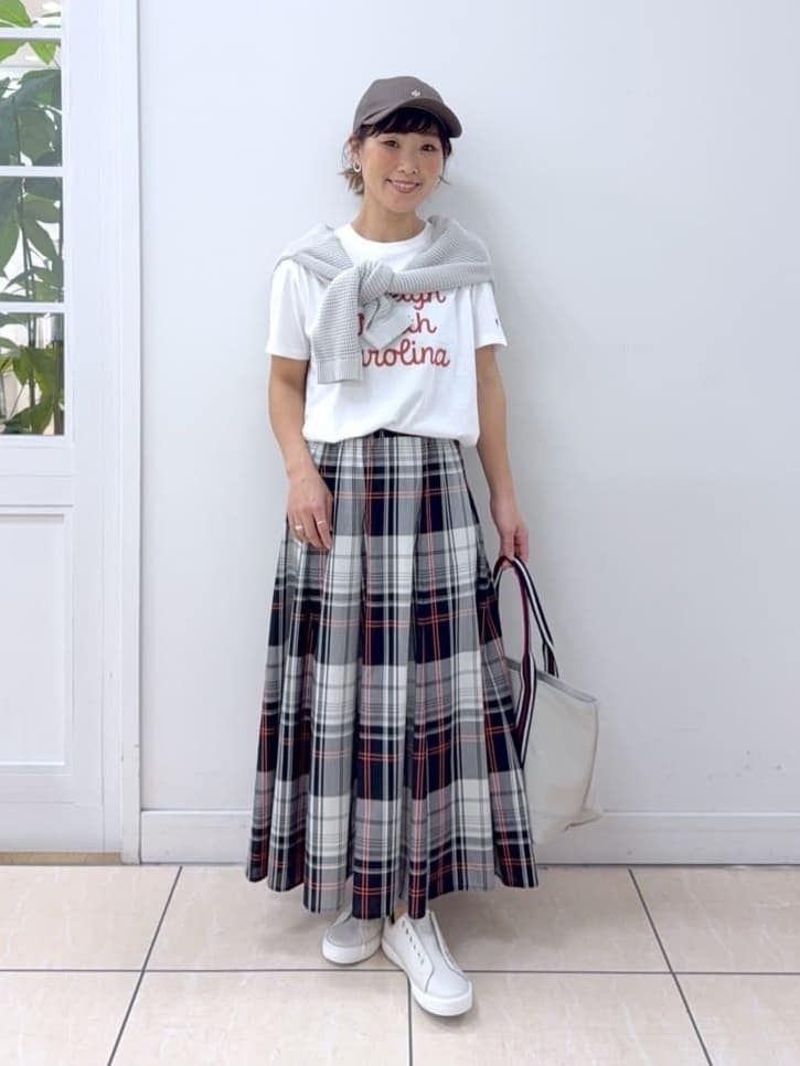 Osawaさんの「Dessin｜【ユニセックス】ロングブリムキャップ」を使ったコーディネート