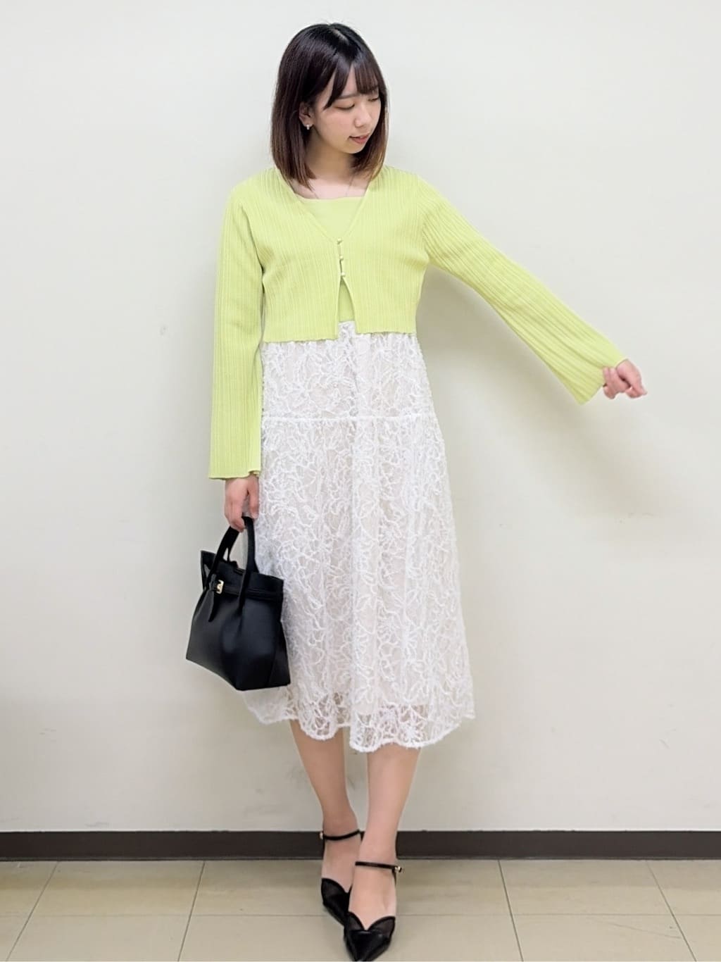 yurinaさんの「index｜《ツインセット》カーディガン&times;ニットドッキングワンピース【洗濯機OK】」を使ったコーディネート