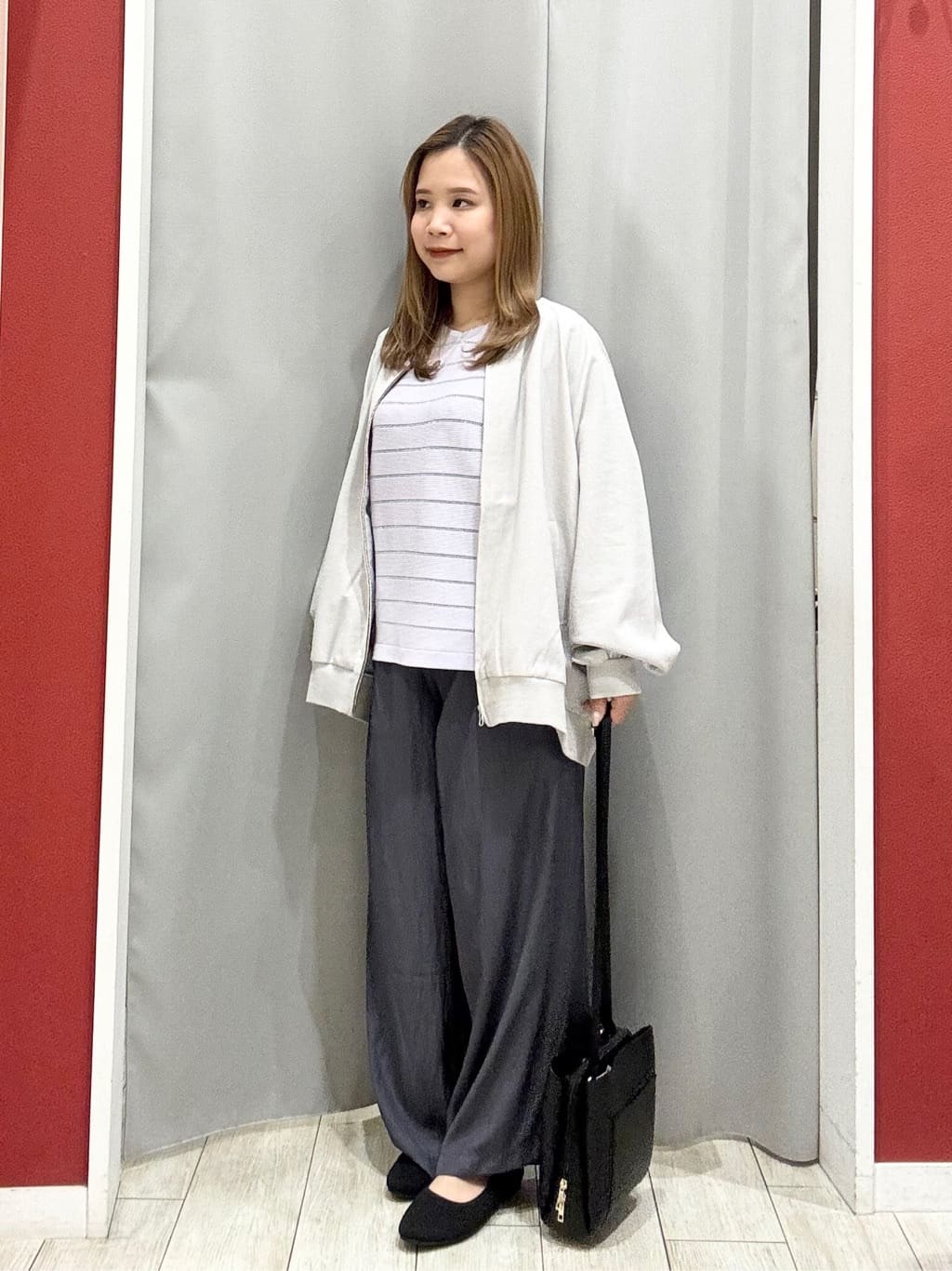 shioさんの「SHOO･LA･RUE｜【高レビュー/洗濯機可/S-LL】さらっと着られる 8分袖Ⅴネックニット」を使ったコーディネート
