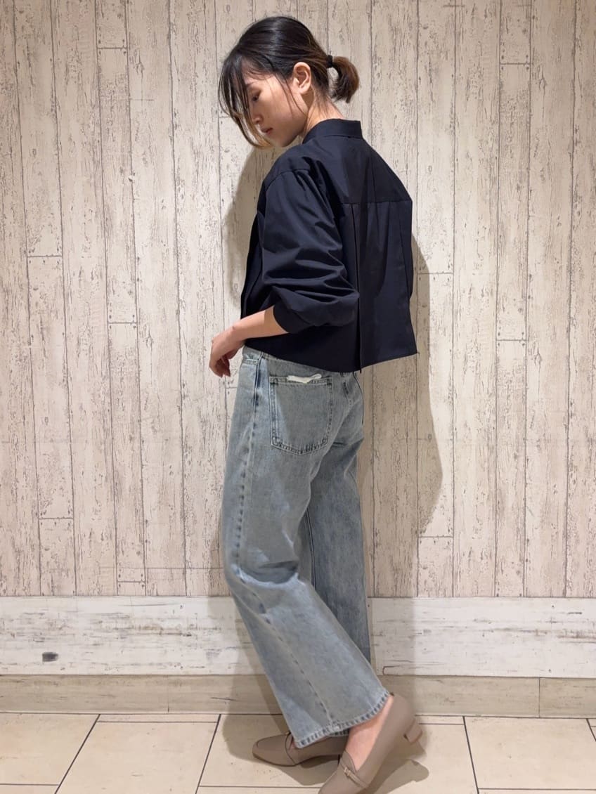 risaさんの「index｜ブロード短丈タックシャツ【洗濯機OK】《5col》」を使ったコーディネート