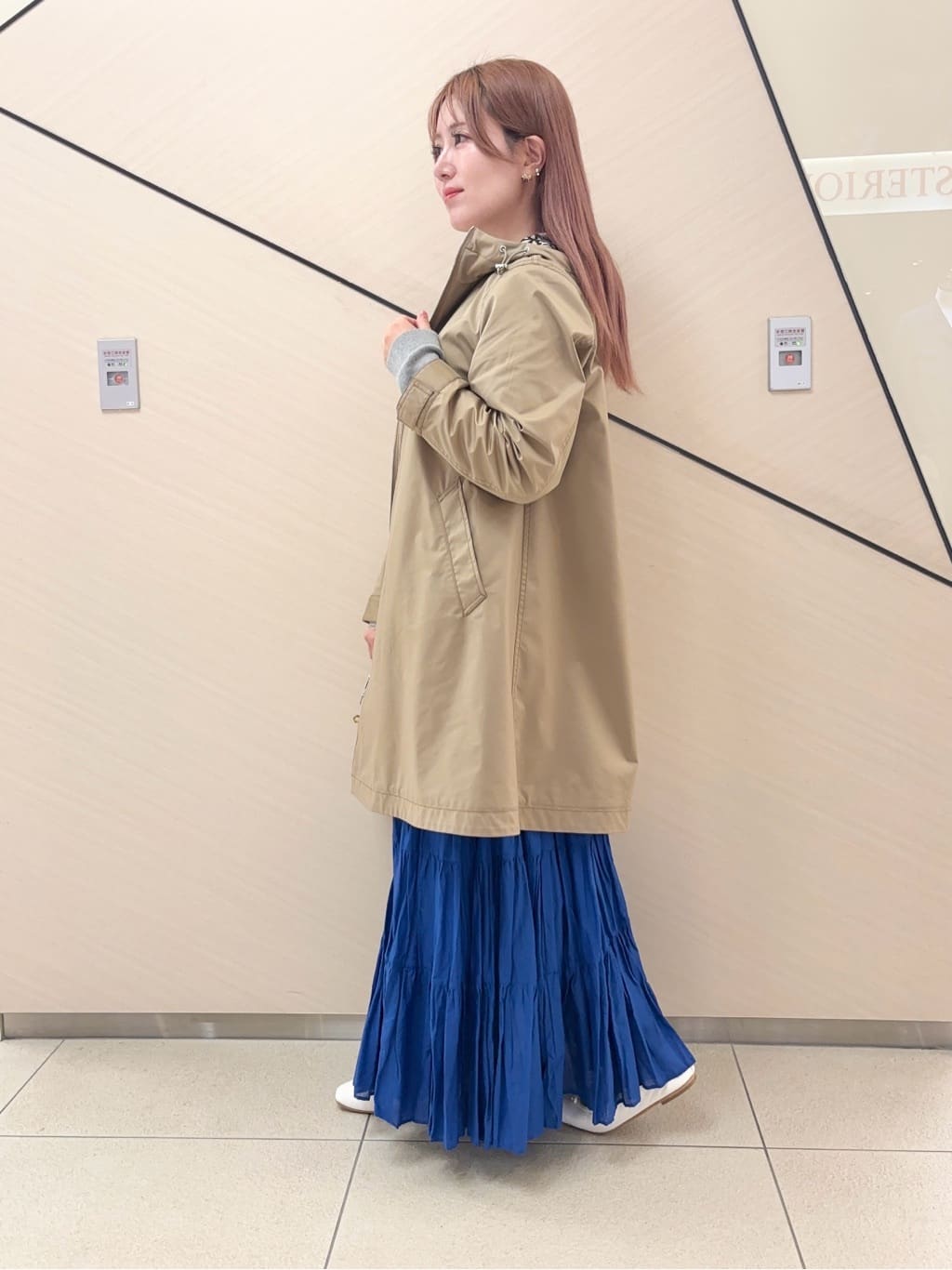 Rinaさんの「DRESSTERIOR｜【ウォッシャブル/撥水素材】撥水フーテッドツイルコート」を使ったコーディネート