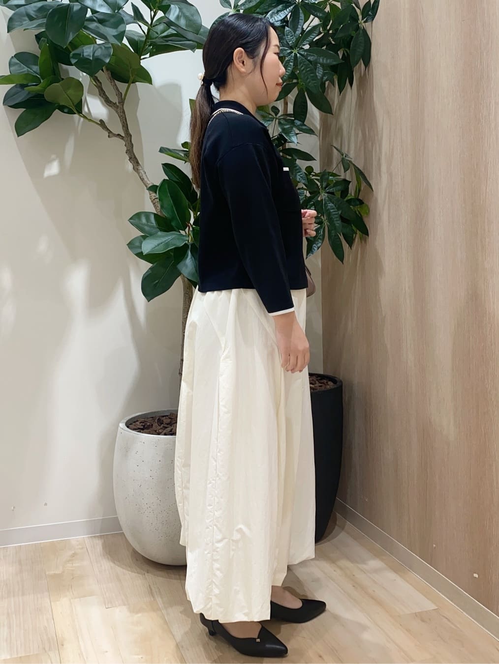 HANAさんの「grove｜高評価！一枚でも羽織でも、大人のTOPS風カーディガン」を使ったコーディネート