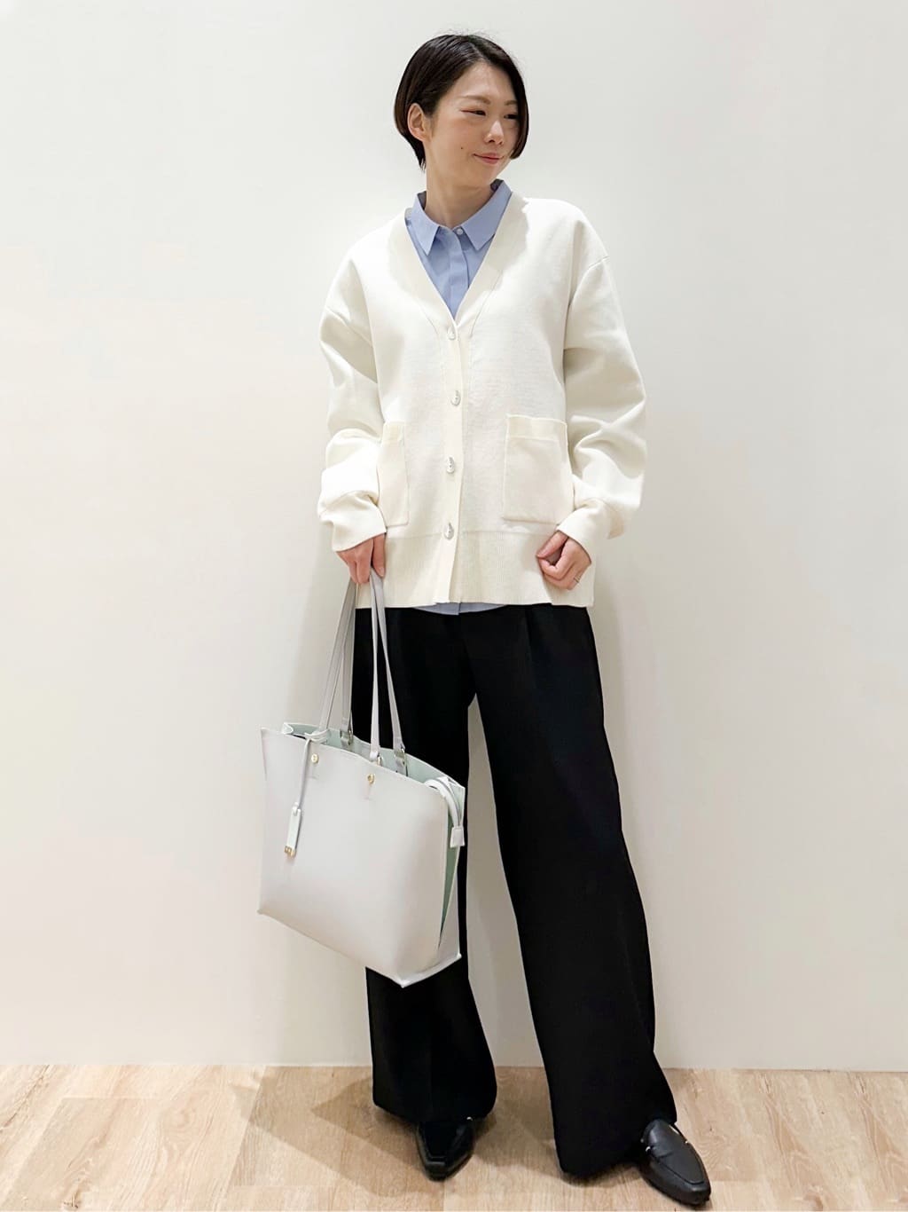 yurieさんの「OPAQUE.CLIP｜【接触冷感】ハーフスリーブシャツ《洗濯機OK／防シワ加工》」を使ったコーディネート