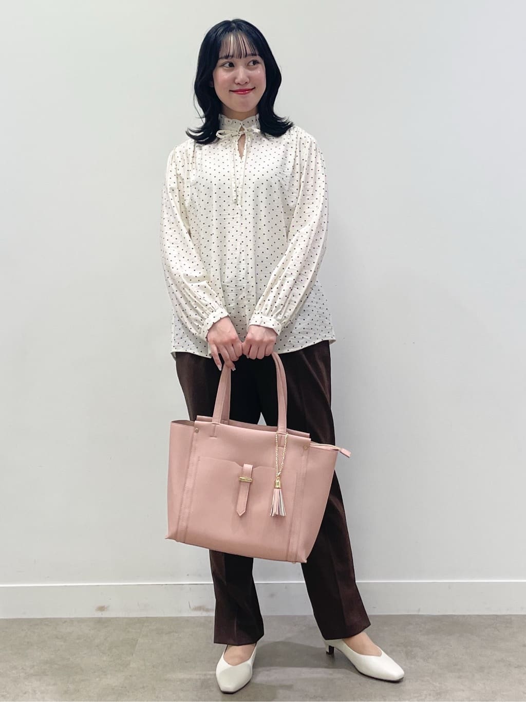 yukariさんの「Reflect｜【セットアップ可】ドット柄ワッシャーブラウス」を使ったコーディネート