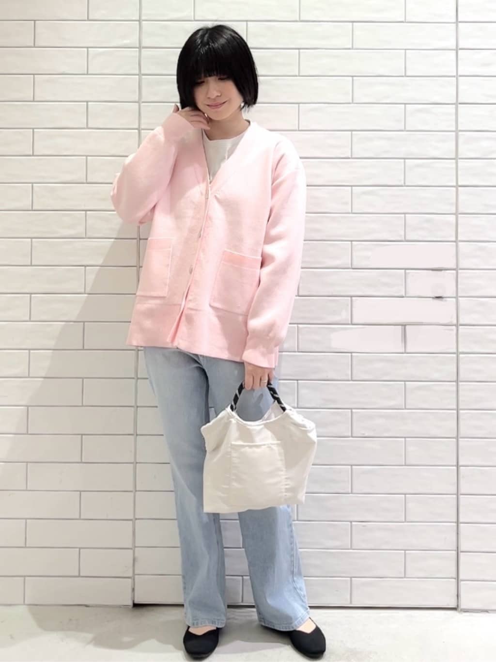 しおりさんの「OPAQUE.CLIP｜撥水スタンドZIPブルゾン【洗濯機OK／UVケア／花粉対応】」を使ったコーディネート