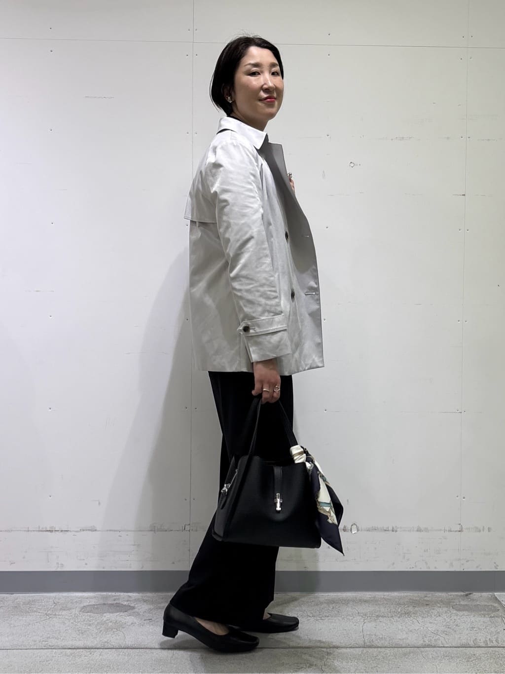yuriさんの「INDIVI｜【通勤スーツ／洗える】ストレッチワイドパンツ」を使ったコーディネート