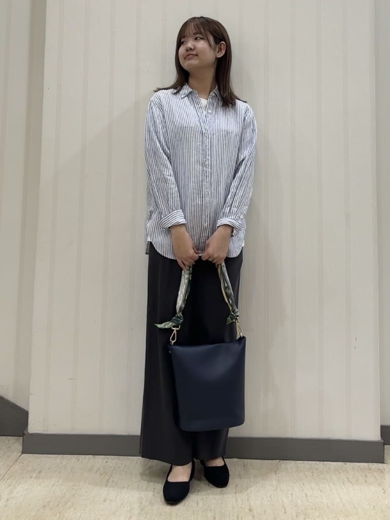 ちひさんの「INDIVI｜【接触冷感／2WAY】カシュクールリネンシャツ」を使ったコーディネート