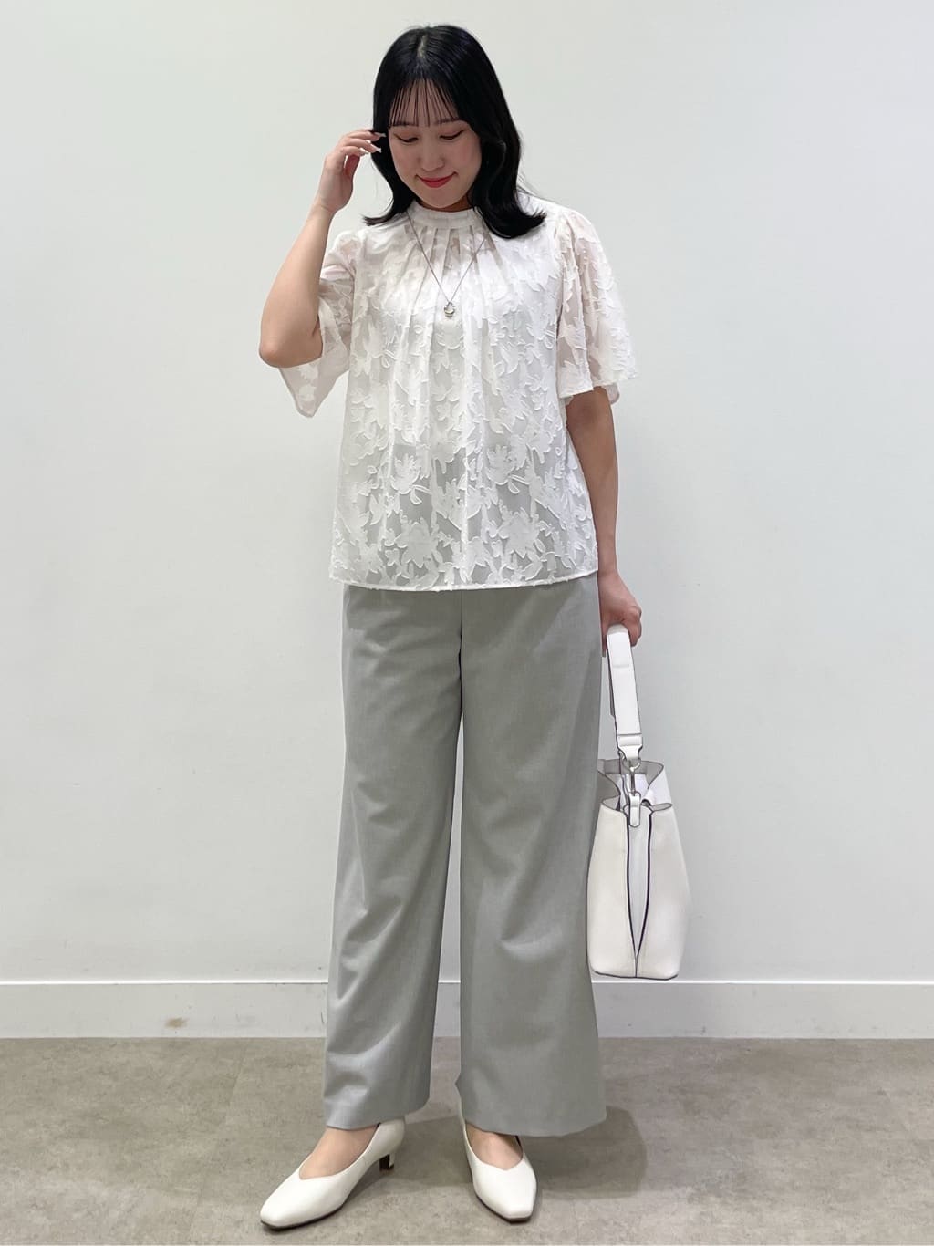 yukariさんの「Reflect｜【選べる2柄／セットアップ可】プチスタンドカラーブラウス」を使ったコーディネート