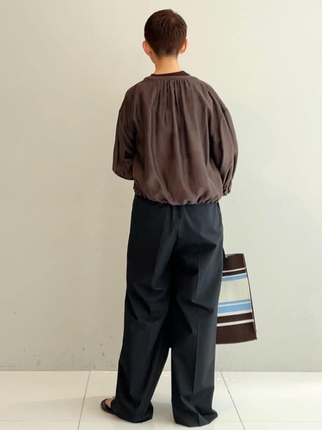OCHIAIさんの「DRESSTERIOR｜ウォッシャブル シアーショートブルゾン」を使ったコーディネート