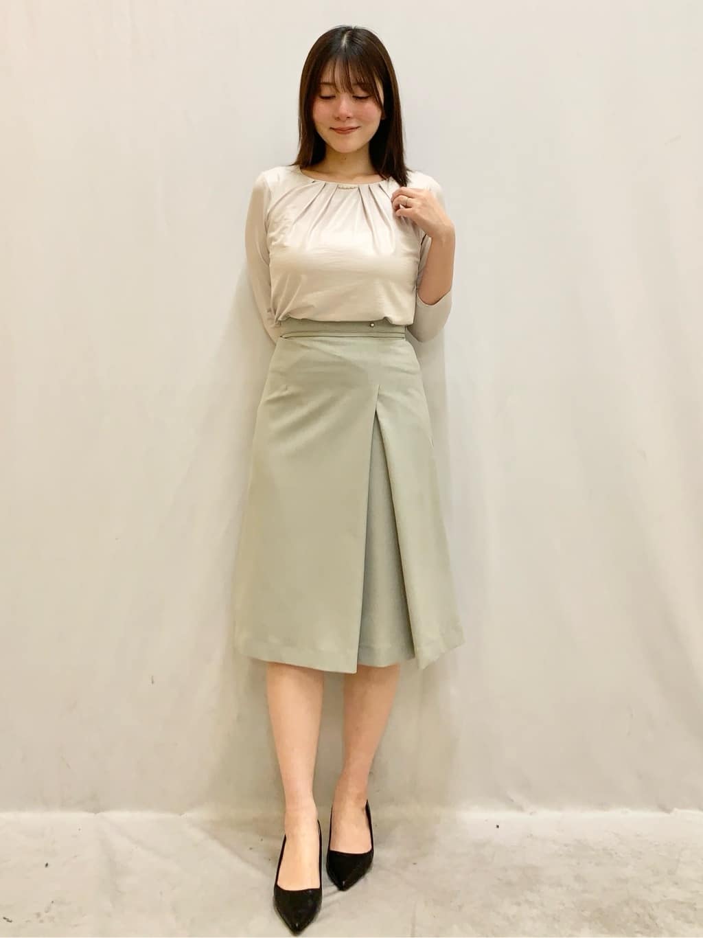 kasumiさんの「index｜タックビジュー7分袖トップス【洗濯機可】」を使ったコーディネート