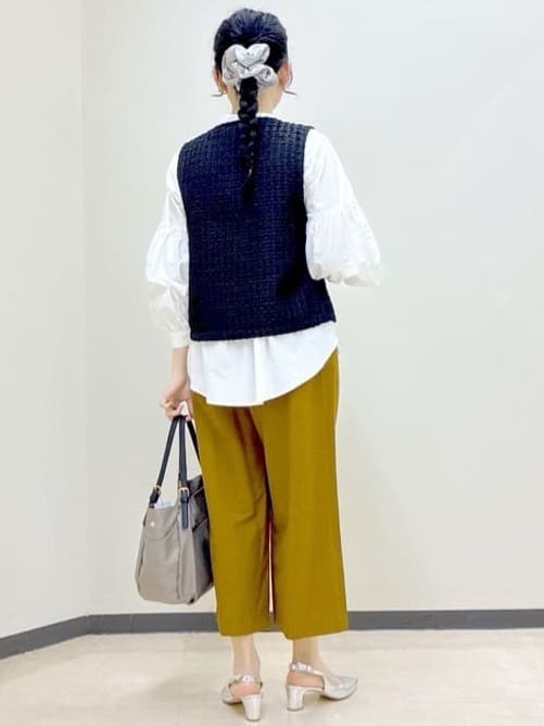  beni_gingerさんの「Reflect｜【軽い羽織に◎】フロントファスナー開きベスト」を使ったコーディネート