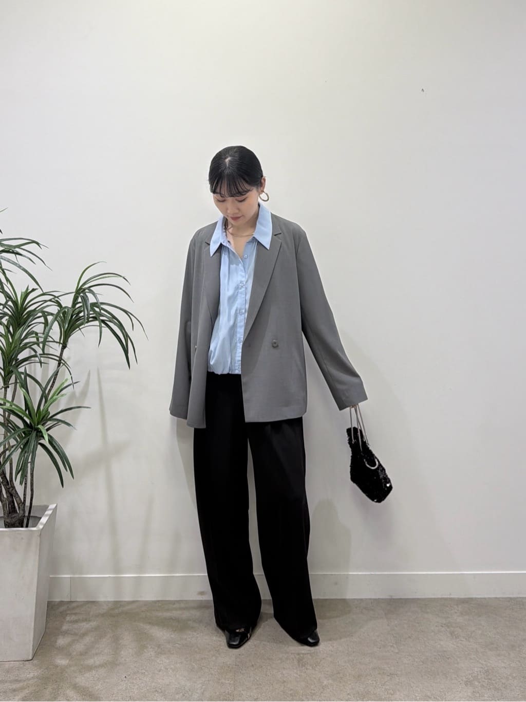 rinaさんの「INDIVI｜バルーンシアーブラウス【接触冷感】」を使ったコーディネート