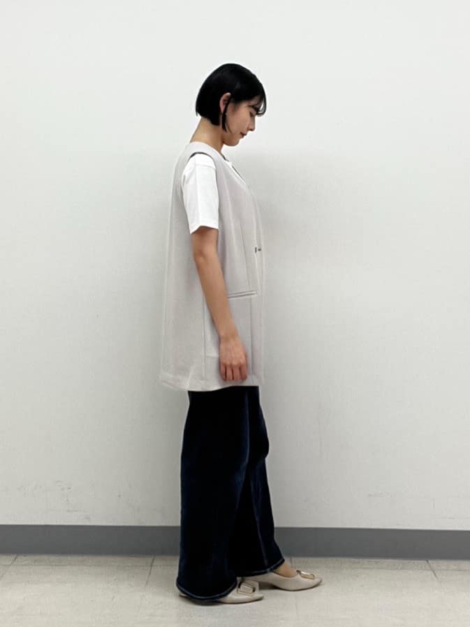 hinanoさんの「INDIVI｜【洗える／多機能／SETUP可】着る日傘ジレジャケット」を使ったコーディネート