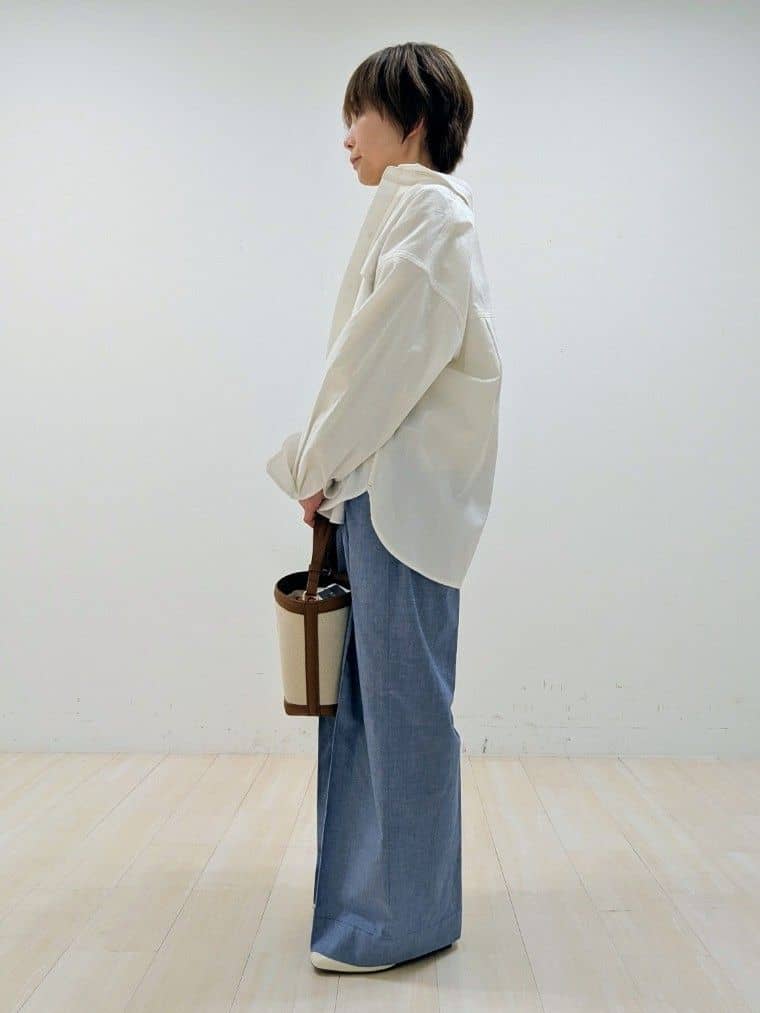 nishiさんの「Reflect｜【羽織にも◎】ダンガリーシャツ」を使ったコーディネート