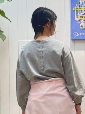 mikaさんの「Dessin｜【360度可愛い・洗える】バックヘンリーカットソー」を使ったコーディネート