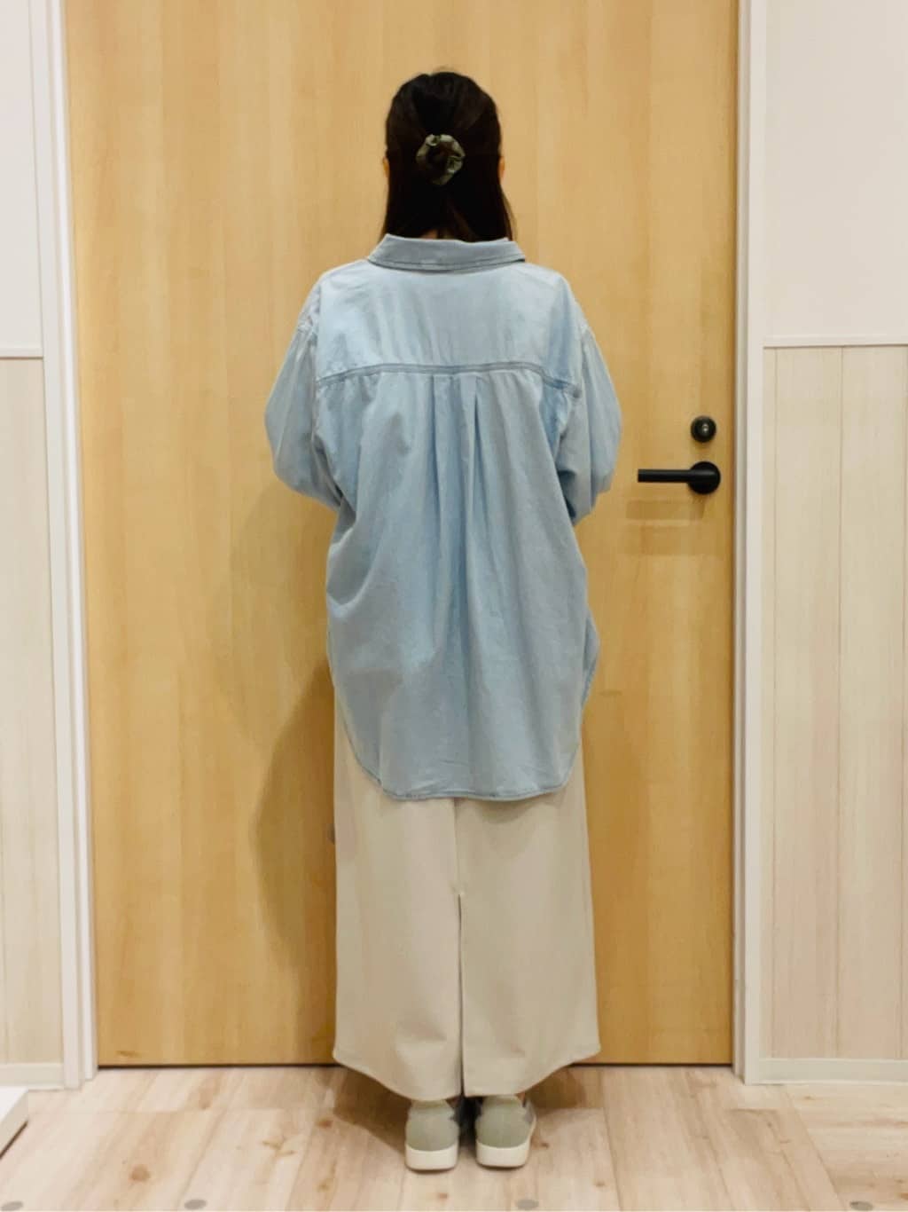 minamiさんの「SHOO･LA･RUE｜【綿100％/S-LL/プチプラ】選べる3柄 プリントアソートTシャツ」を使ったコーディネート