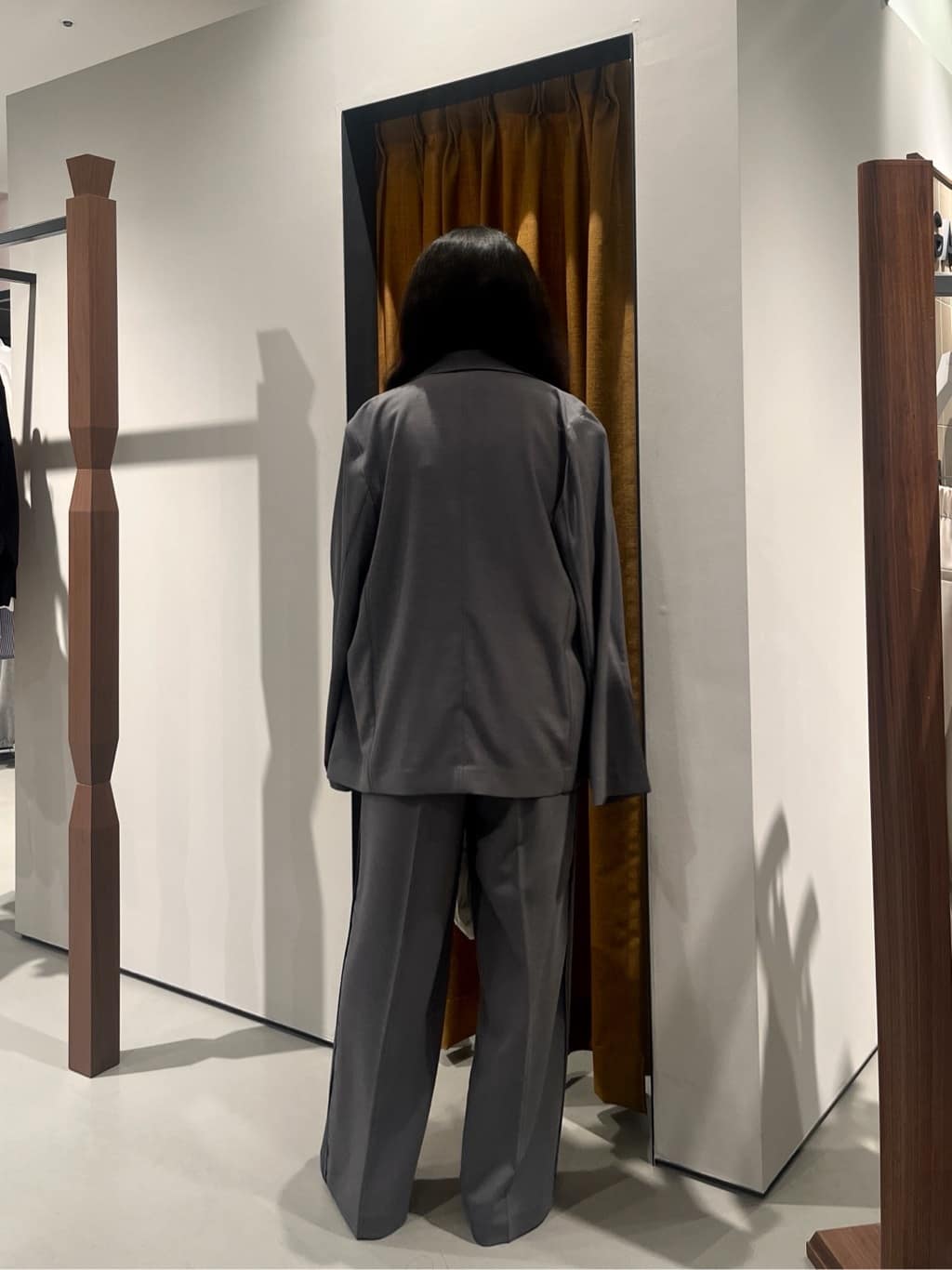 Uminoさんの「INDIVI｜Comfy SET UP｜ダブルブレストイージージャケット【セットアップ対応／通勤／カセット服／接触」を使ったコーディネート