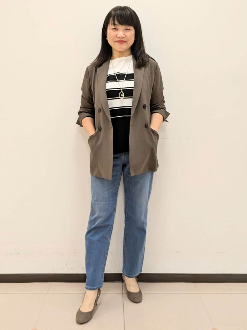 ともさんの「UNTITLED｜【新色追加/セットアップ可】エアリー ダブルブレストジャケット」を使ったコーディネート